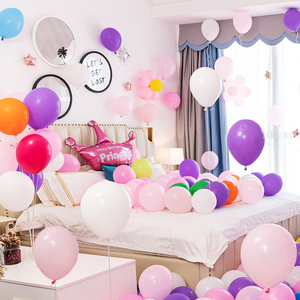家庭房间场景气球布置家里客厅装饰用品喜庆氛围室内生日派对汽球