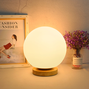 暖光灯卧室温馨插电