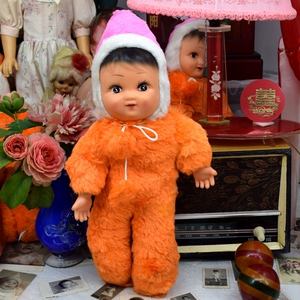 八零后八十年代库存童年玩具胶皮娃娃粉色帽子女孩