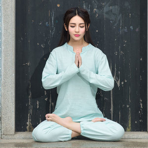 紫罗兰色瑜伽服