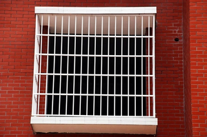 无锡神工304不锈钢防盗窗安装防盗防护网材料加工生产飘窗防护栏