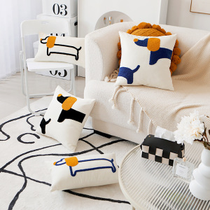 刺绣原创设计现代简约狗狗抱枕靠枕套ins风动物可爱沙发儿童靠垫