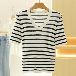 【华】时尚黑白条纹显瘦V领套头短袖针织衫24夏新款品牌折扣女装