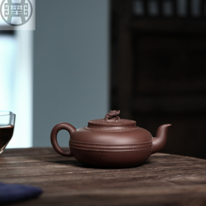 宜兴精品紫砂壶 鼎牛陶艺汗壁神韵王庆华
