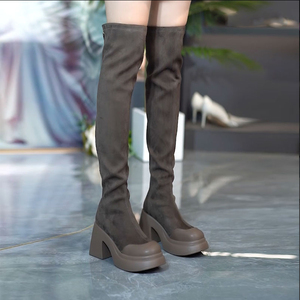 香港时装靴女加绒2023冬季新款绒面弹力过膝靴圆头粗跟防水台长靴