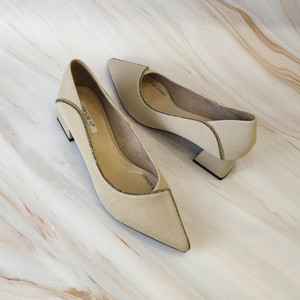 金洛熙尖头女鞋