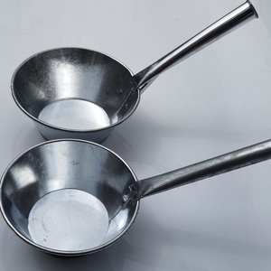 一个包邮厨房双称加固浇水铁水舀子水瓢水勺白铁皮大号不锈钢铁舀