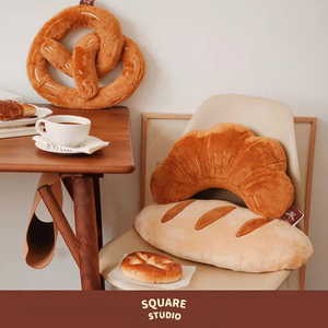 【平方Studio】Bakery面包抱枕 法棍牛角包扭结饼毛绒可爱靠垫