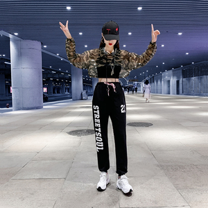 鬼步舞衣服爵士舞套装女露脐性感上衣舞蹈服韩版嘻哈街舞演出服潮