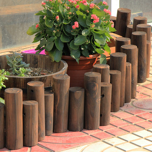 户外花园防腐木栅栏木篱笆碳化连排木桩圆木围栏仿古做旧庭院装饰