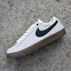 nike sb zoom blazer low gt开拓者男鞋复古低帮板鞋女704939-109