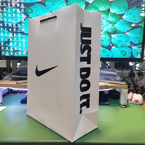 752人付款淘宝定制纸包装耐克阿迪袋子鞋服袋购物袋包装袋子大小号提