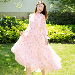 2021春秋新款大摆长裙长袖小香风淑女碎花雪纺粉色花裙子连衣裙女