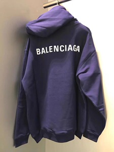 巴黎世家卫衣蓝色