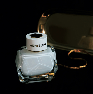 mont blanc 万宝龙 纯白印记签名墨水瓶女士香水signature 简装