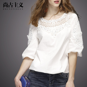 白色蕾丝拼接镂空镶钻中袖衬衫女夏季设计感高端灯笼袖七分袖上衣