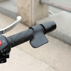 摩托车油门卡子车把助力加油器手把定速器通用配件改装踏板车把手