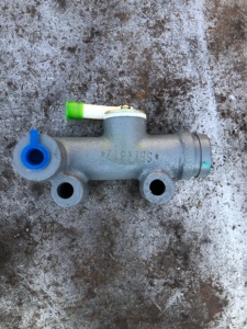 五征原厂配件三轮车五征奥驰1500奥翔1600奥翔1700离合器总泵