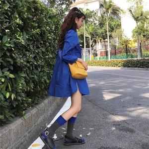 00eyanlibaojun淘宝双针克莱因蓝ader潮牌高筒袜子女宝蓝色高帮袜