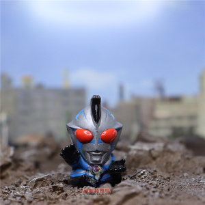 中古5cm万代q版黑暗卡欧斯高斯奥特曼月神形态食玩软胶指人套