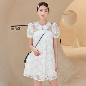 千惠2021甜美淑女白色小礼服网纱绣花荷叶边时髦小个子礼服连衣裙