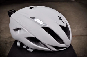 000人付款淘宝闪电sworks evade mips头盔公路车