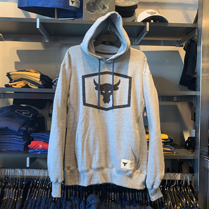 美中under armour安德玛男运动休闲连帽卫衣牛头强森长袖外套春季