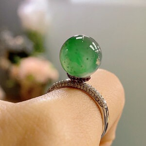 【已售】中矿翡翠 冰种翡翠戒指珠子圆珠明珠飘花指环18k金戒托钻