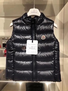 12/14岁上海现货 moncler 蒙口 女童 羽绒 马甲 背心