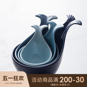朵颐异形带手柄的餐具日式鲸鱼碗创意 家用调料碗可爱陶瓷碗