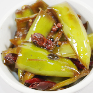 腌辣椒辣椒咸菜农家自制山东酱菜泡菜香脆酒店开胃小咸菜下饭配菜