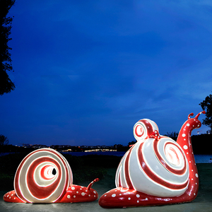 户外园林景观发光蜗牛玻璃钢雕塑动物模型小区草坪落地装饰品摆件