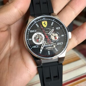 正品法拉利ferrari 涡轮增压机设计款橡胶表带男士石英手表