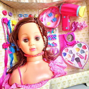 仿真娃娃美发师儿童玩具过家家打扮编辫子女孩发夹梳头玩偶套装