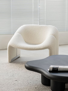 北欧简约单人微笑沙发现代小户型网红设计师羊羔绒创意艺术沙发椅
