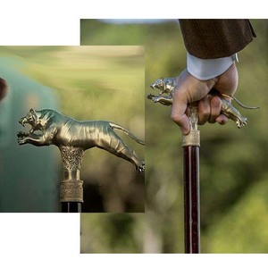 追龙同款手杖 步行旅行手杖虎头拐杖年轻人个性拐扙 厂家定制道具