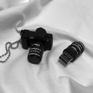相机U盘项链挂件男女个性实用吊坠潮创意生日礼物情侣学生送男友