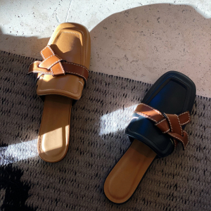 英伦风舒适软底蝴蝶结真皮包头拖鞋女夏天室外穿穆勒半拖鞋凉拖鞋