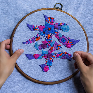 90秋桓旗舰店天猫百家姓氏刺绣情侣装短袖diy高端定制纯棉宽松t恤