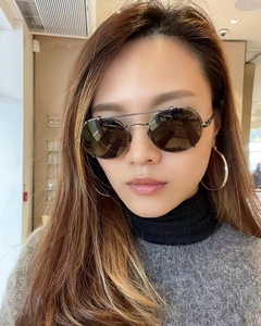 原单秀智同款carin墨镜太阳眼镜瘦脸渐变ins大框lindatb77853902200