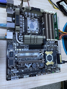 华硕sabertooth x58剑齿虎主板1366针支持x5670 5675 56805690cpu