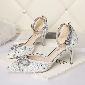 8厘米韩版时尚中空女鞋细跟高跟鞋浅口尖头水钻蝴蝶结一字带凉鞋