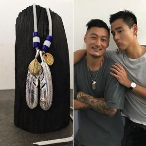 余文乐羽毛项链