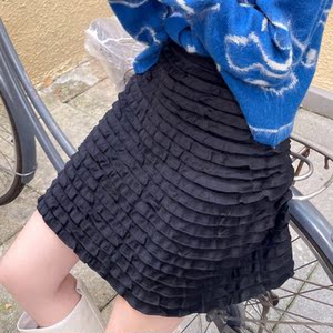 黑色花边拼接千层裙短裙22冬季新款蛋糕裙休闲修身显瘦a字包臀裙