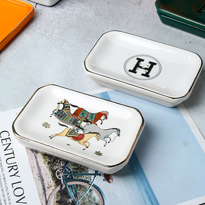 欧式高级轻奢陶瓷带盖双层沥水肥皂碟香皂盒简约酒店北欧家用皂架