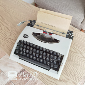 Hero英雄牌打字机机械英文键盘正常使用复古收藏文艺礼物中古旧物