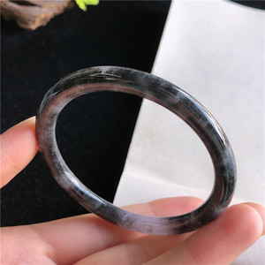 10月新品 鸿玉翡翠54圈口冰糯种紫底飘乌鸡圆条手镯女款 k8100578