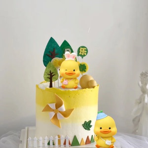 网红小黄鸭烘焙装饰摆件加油鸭搞钱鸭卡通鸭子公仔生日蛋糕插件