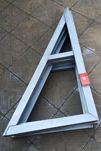 雨棚三角支架80度雨棚窗户不锈钢别墅斜三角镀锌阳台屋檐防水挡雨