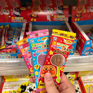 现货日本不二家FUJIYA面包超人巧克力棒棒糖25支一整盒三种口味